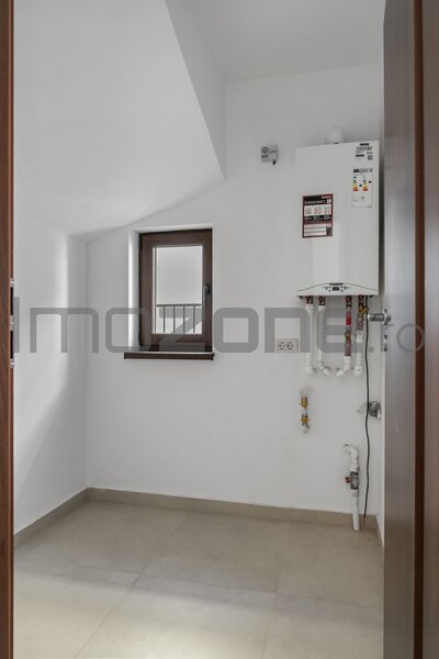 Prelungirea Ghencea Maracineni, casa individuala, 4 camere, 134 mp. comision 0%